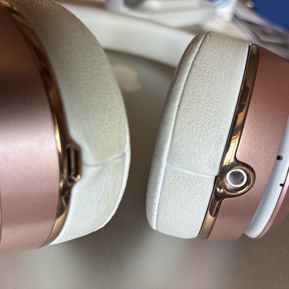 Beats Solo3 Wireless On-Ear Headphones Rose Gold - Authentic & Tested ππΆπ - Picture 7 of 10